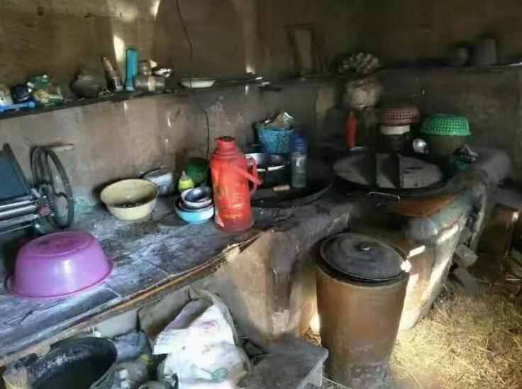 贫困公益活动该怎么做？_m.xinmiyue.com