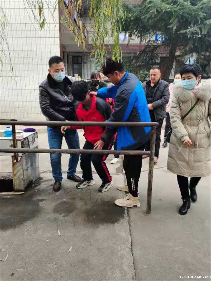 必威登录入口平台官网青少年叛逆教育2020年感恩节之感恩有你_m.xinmiyue.com