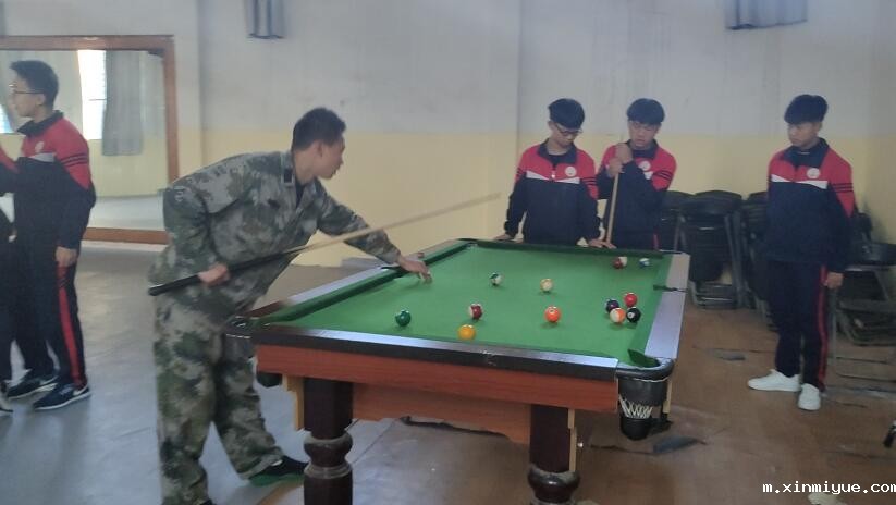 父母送叛逆的娃来必威betway中文官网心理痛苦挣扎又无奈_m.xinmiyue.com