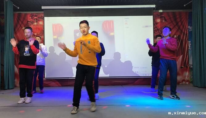 爱护孩子预防孩子网瘾低龄化_m.xinmiyue.com