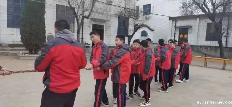 2021年必威登录入口平台官网心理教育中心春节七天乐之拔河比赛_m.xinmiyue.com