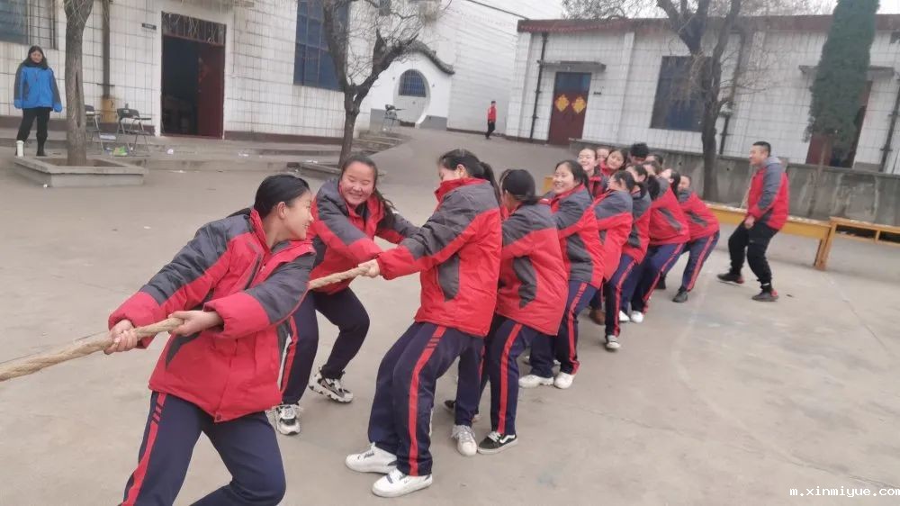 2021年必威登录入口平台官网心理教育中心春节七天乐之拔河比赛_m.xinmiyue.com