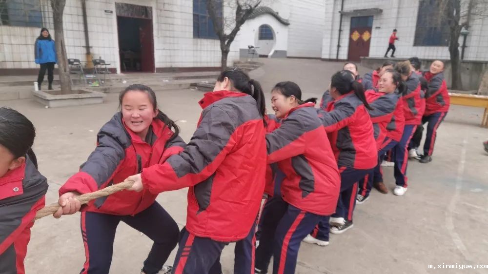 2021年必威登录入口平台官网心理教育中心春节七天乐之拔河比赛_m.xinmiyue.com