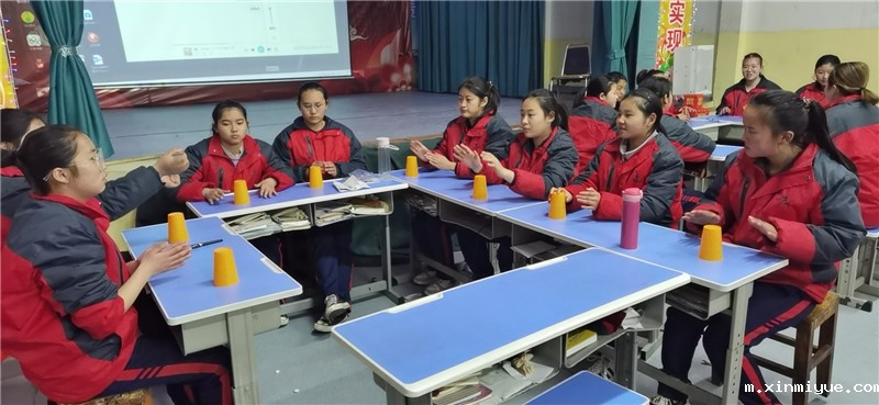 2021年必威登录入口平台官网心理教育中心大型兴趣拓展活动之杯子舞_m.xinmiyue.com