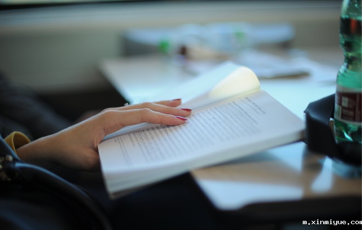 点亮心灯 感恩有你——必威登录入口平台官网青少年教育四月特色大课堂_m.xinmiyue.com