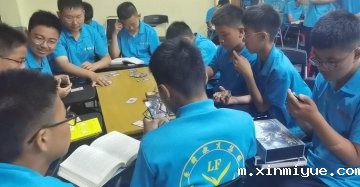 孩子青春期有哪些表现？