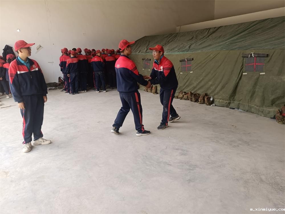 2021年必威betway中文官网「成长不烦恼」夏令营第十四天之对孩子最好的教育不是保护_m.xinmiyue.com