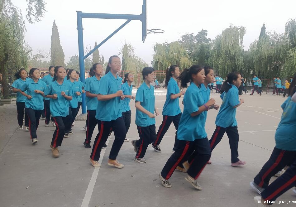 青春期家长要如何正确引导孩子？_m.xinmiyue.com