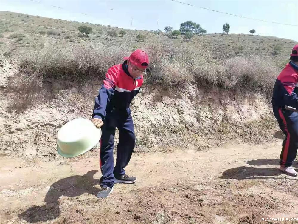 2021年必威betway中文官网暑期夏令营第二期第二天：我们都是修路人_m.xinmiyue.com