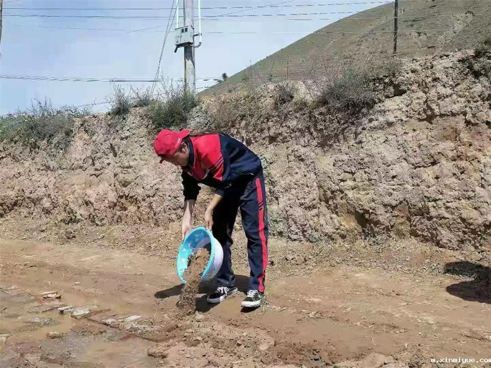 2021年必威betway中文官网暑期夏令营第二期第二天：我们都是修路人_m.xinmiyue.com