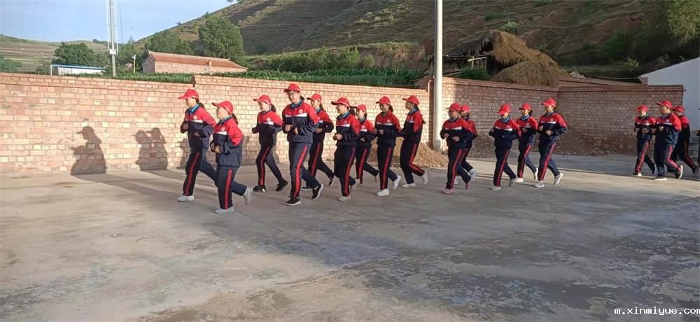 2021年必威betway中文官网暑期夏令营第二期第二天：我们都是修路人_m.xinmiyue.com