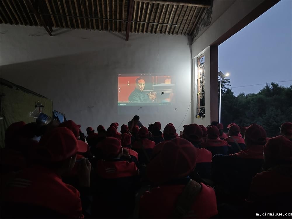 2021年必威betway中文官网暑期夏令营第二期第二天：我们都是修路人_m.xinmiyue.com