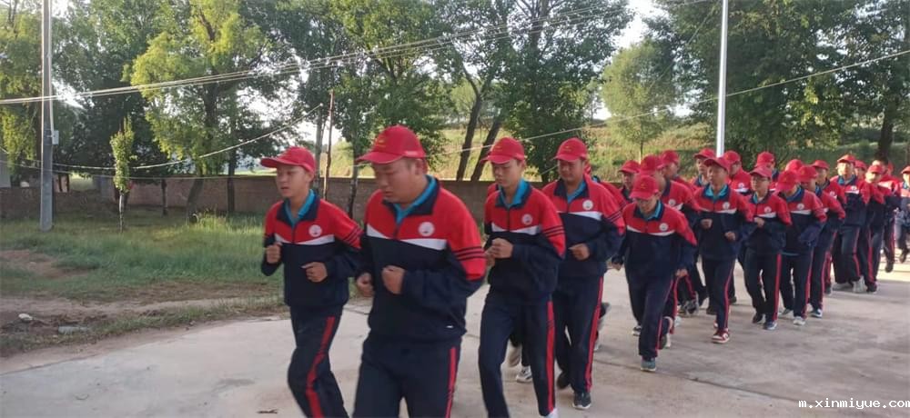 2021年必威betway中文官网暑期夏令营第二期第二天：我们都是修路人_m.xinmiyue.com