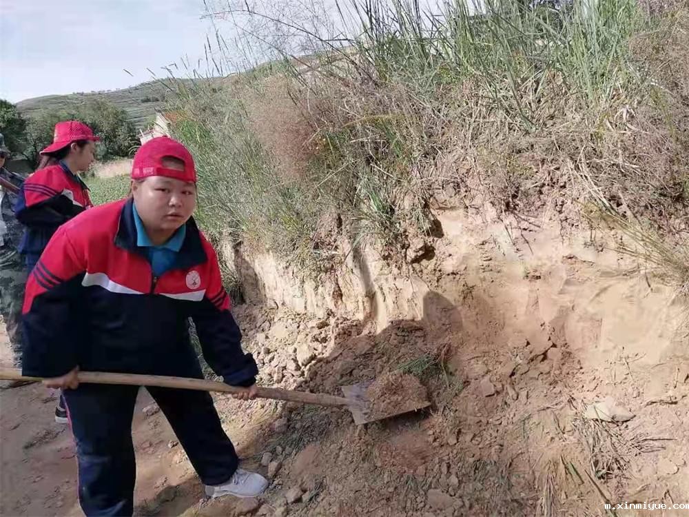 2021年必威betway中文官网暑期夏令营第二期第二天：我们都是修路人_m.xinmiyue.com