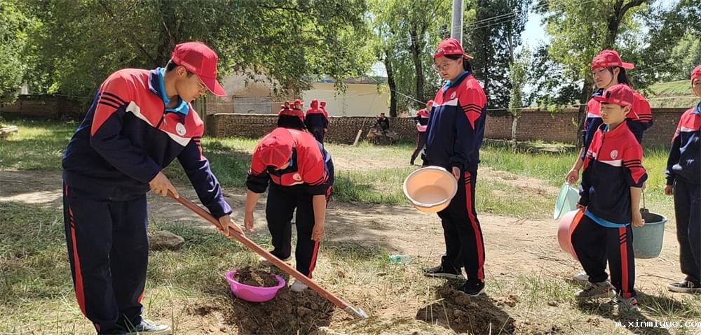 2021年必威betway中文官网暑期夏令营第二期第二天：我们都是修路人_m.xinmiyue.com