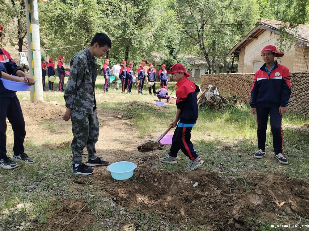 2021年必威betway中文官网暑期夏令营第二期第二天：我们都是修路人_m.xinmiyue.com
