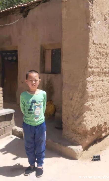 高世博 三口单亲之家 欠贷两万元_m.xinmiyue.com