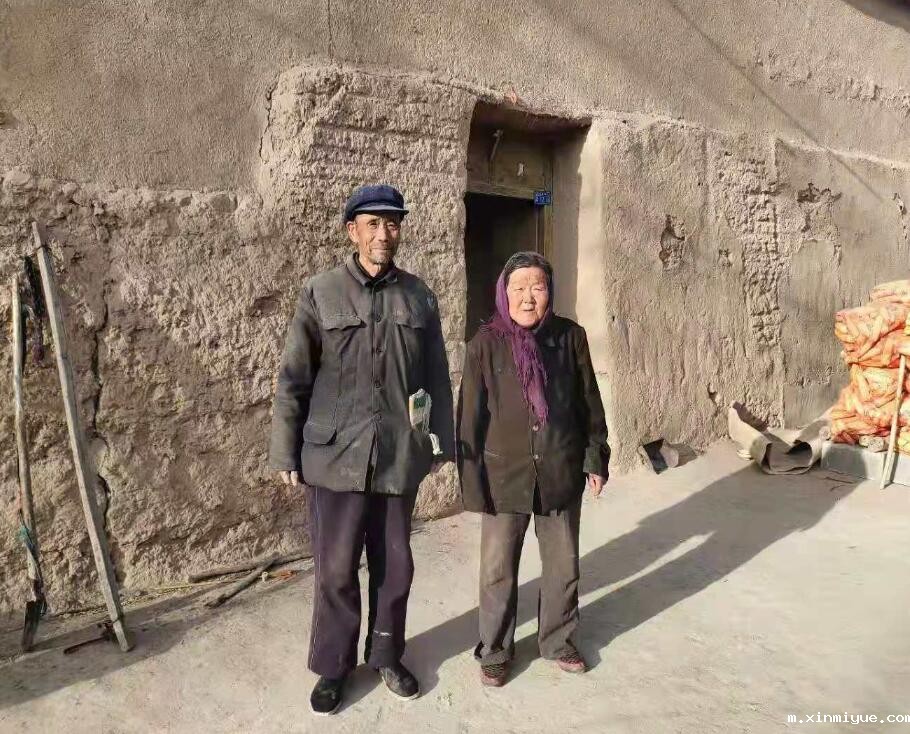 杨凯鹏 六口之家 年入不足5000元_m.xinmiyue.com