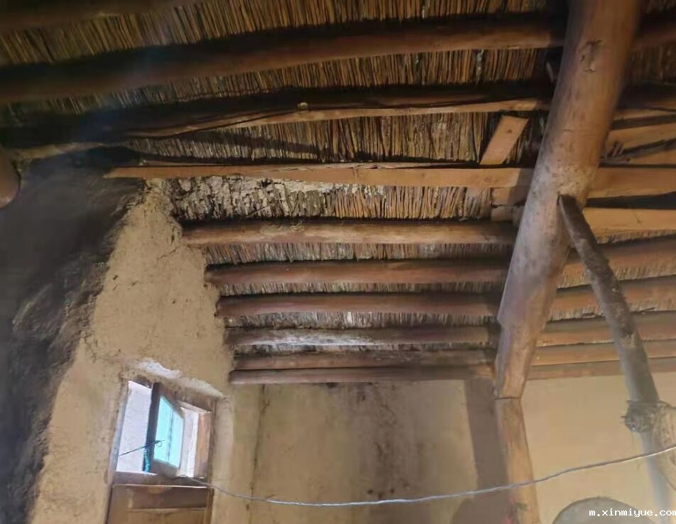 杨凯鹏 六口之家 年入不足5000元_m.xinmiyue.com