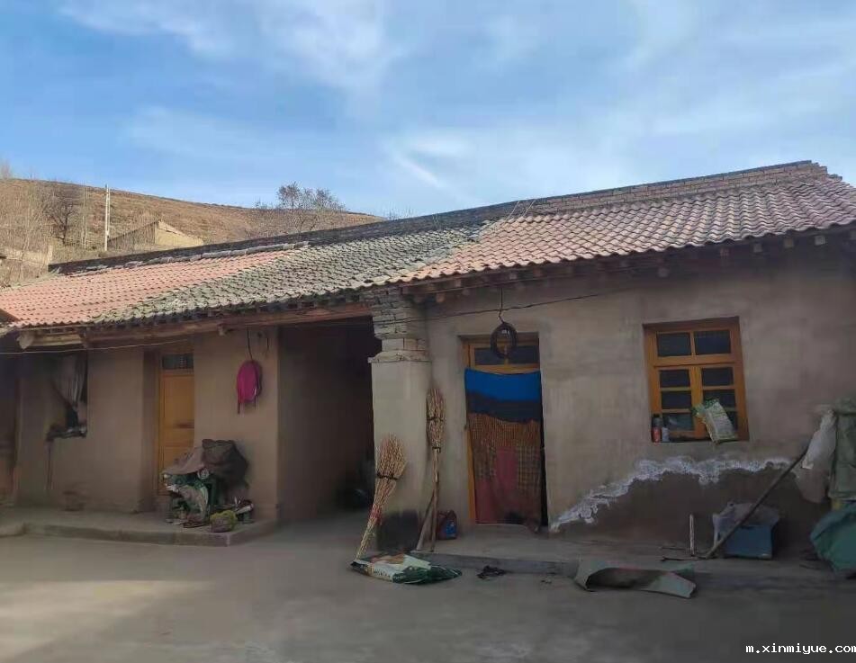 杨凯鹏 六口之家 年入不足5000元_m.xinmiyue.com