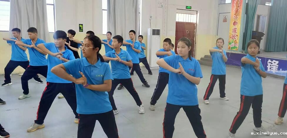 家长应如何引导孩子控制自己的情绪？_m.xinmiyue.com