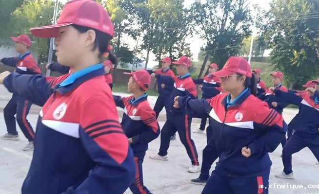 2021年必威betway中文官网夏令营第三期第5天：太阳下捡麦穗的日子_m.xinmiyue.com