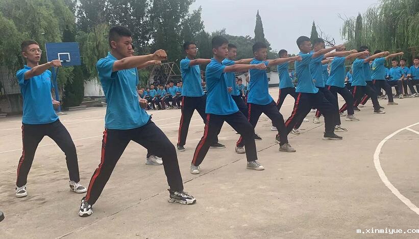 孩子成长过程中遇到问题家长该怎么办？_m.xinmiyue.com