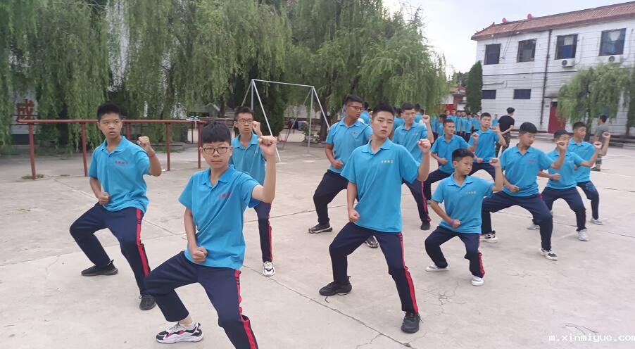 孩子不爱说话有什么办法可以让孩子变自信一点？_m.xinmiyue.com