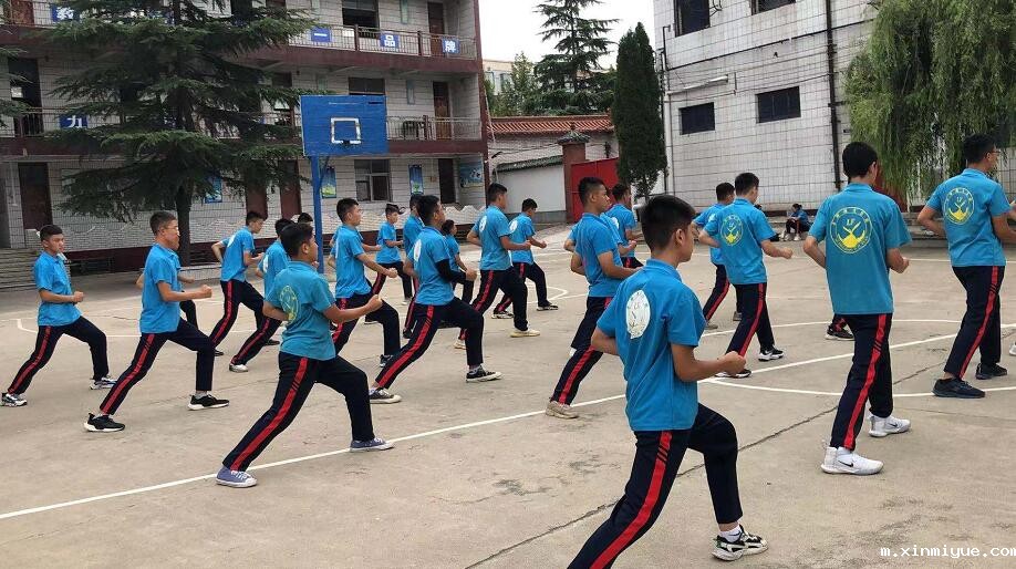 孩子心态浮躁怎么跟孩子交流让他戒骄戒躁？_m.xinmiyue.com