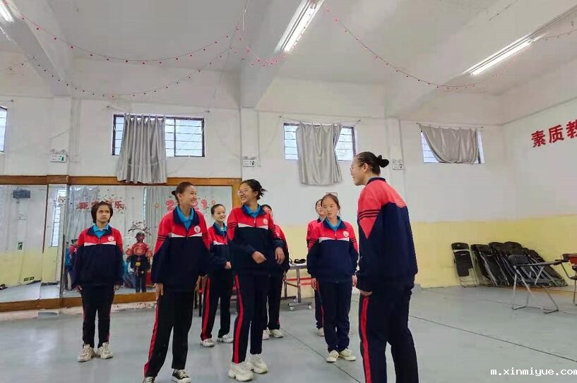 孩子做事拖拉需要别人督促才行该怎么解决？_m.xinmiyue.com