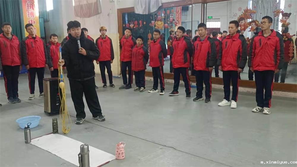 孩子学习有压力无大局观怎么办，借助必威betway中文官网拓展游戏《神笔马良》搞定他_m.xinmiyue.com