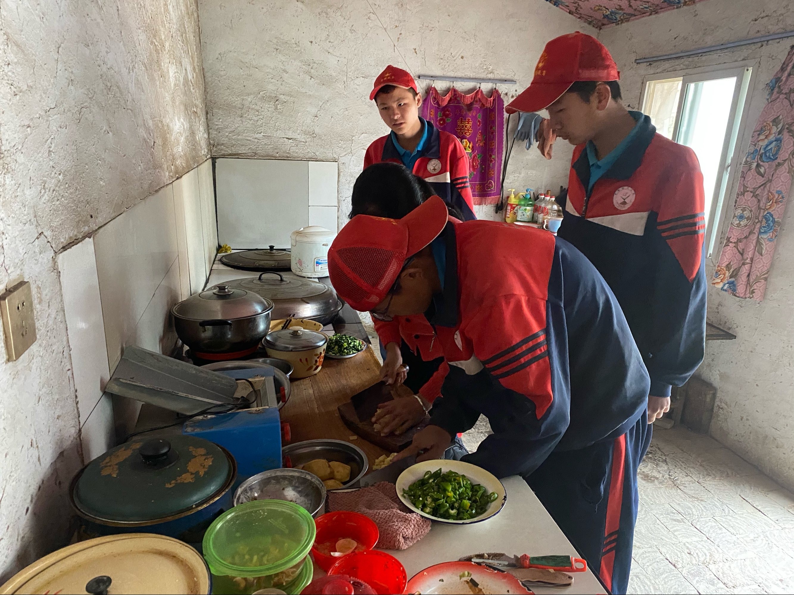 必威betway中文官网「2022年成长不烦恼」磨炼营第13天：入住贫困农家 体验山村孩子生活_m.xinmiyue.com