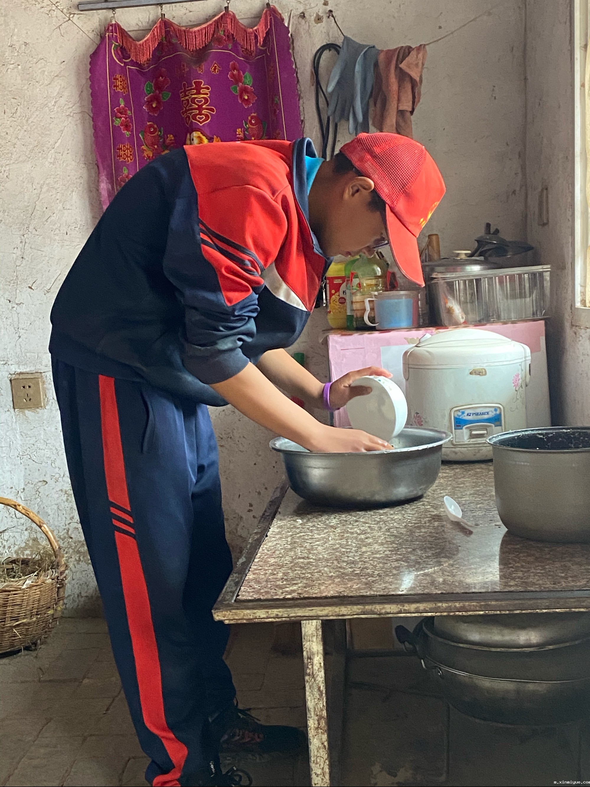 必威betway中文官网「2022年成长不烦恼」磨炼营第13天：入住贫困农家 体验山村孩子生活_m.xinmiyue.com