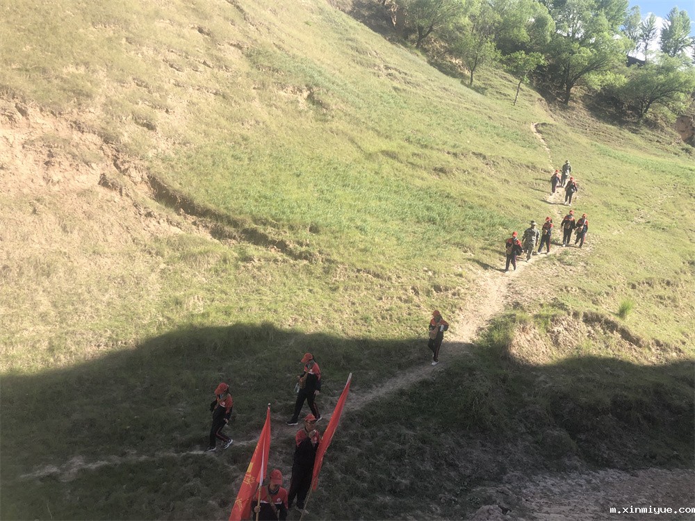 必威betway中文官网「2022年成长不烦恼」磨炼营结营仪式：结伴山村学子 载歌载舞大联欢_m.xinmiyue.com