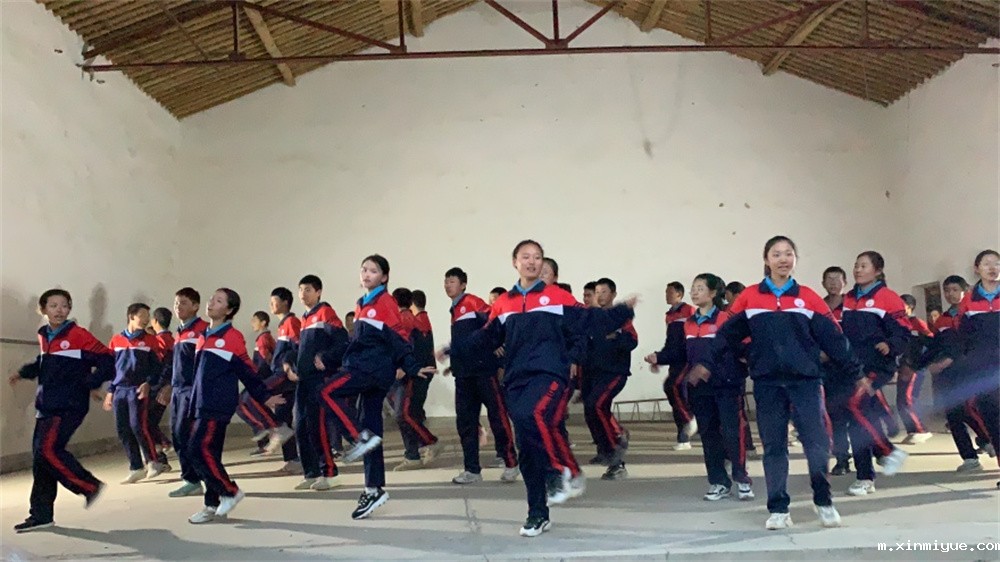 必威betway中文官网「2022年成长不烦恼」磨炼营结营仪式：结伴山村学子 载歌载舞大联欢_m.xinmiyue.com