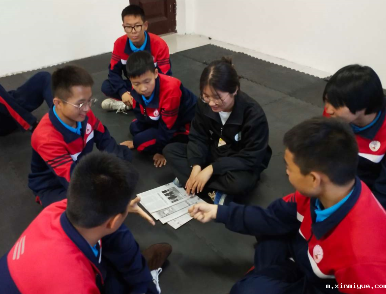 优秀父母爱孩子，爱的有分寸，管的有节制！_m.xinmiyue.com