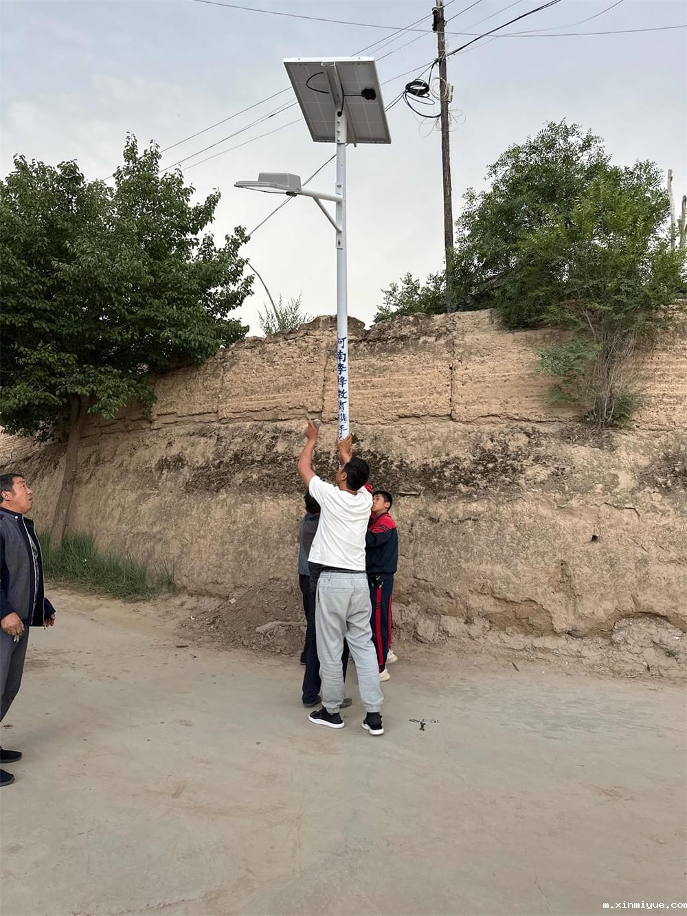 必威betway中文官网「2023年成长不烦恼」夏令营二期第7天：青春扶贫情暖叛逆娃，黑夜暖光照亮小山村_m.xinmiyue.com