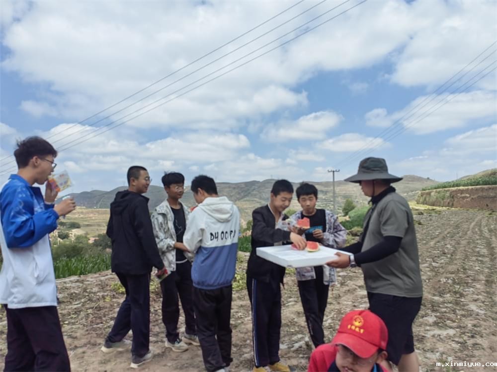 必威betway中文官网「2023年成长不烦恼」夏令营二期第7天：青春扶贫情暖叛逆娃，黑夜暖光照亮小山村_m.xinmiyue.com