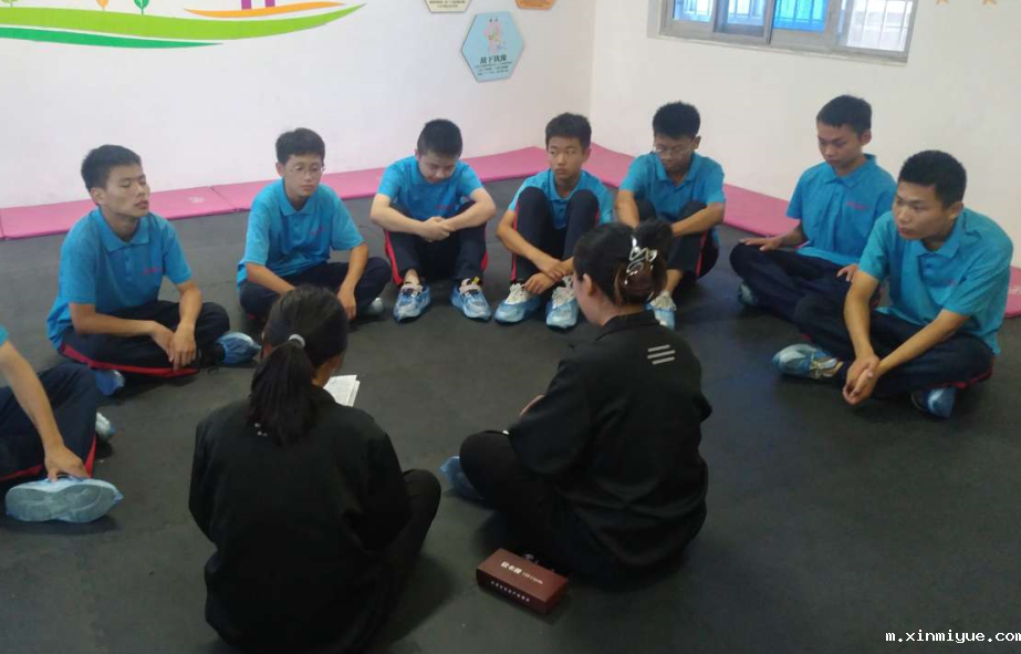  致家长：再苦也不要让孩子寄宿，过早的寄宿对孩子的伤害超乎想象！_m.xinmiyue.com