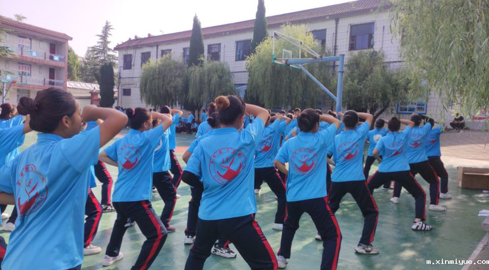 开学临近了，孩子的分离焦虑你都妥善解决了吗？_m.xinmiyue.com