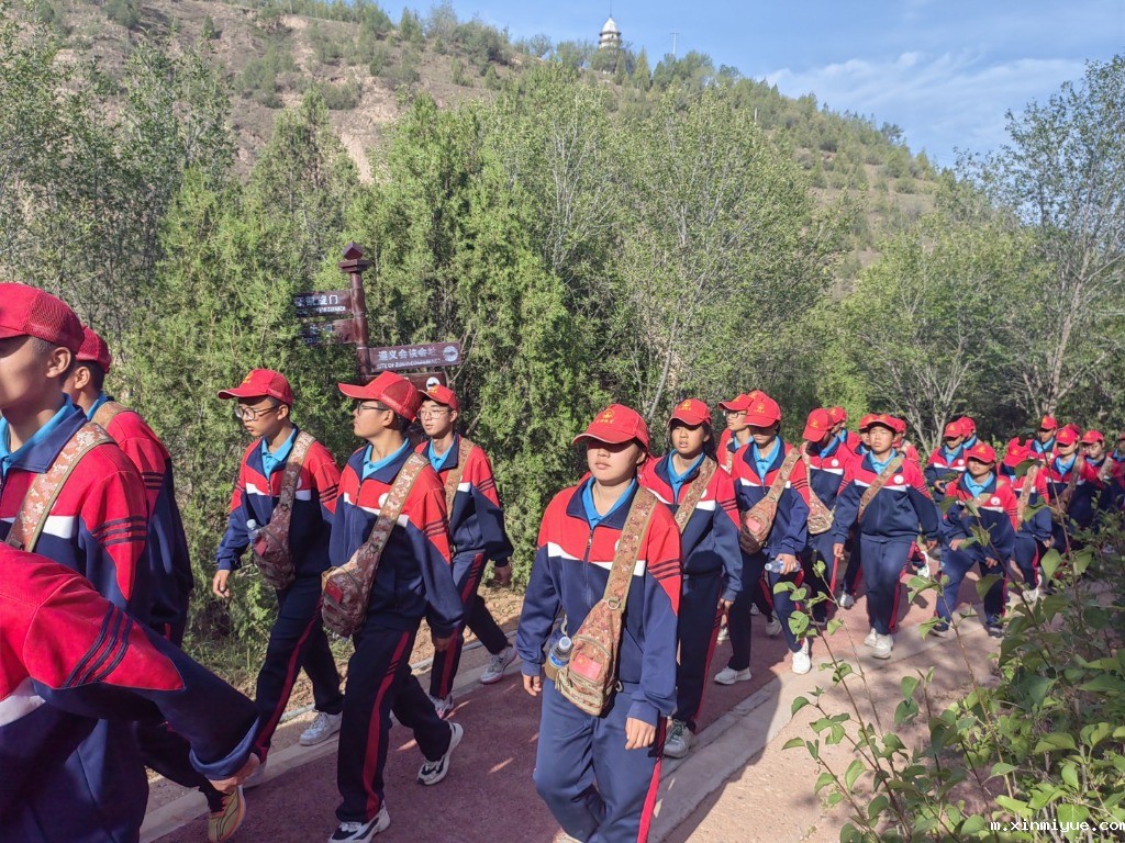 必威betway中文官网「2023年成长不烦恼」夏令营二期第14天：追寻红色革命足迹，挺近会师馆游历桃花山_m.xinmiyue.com