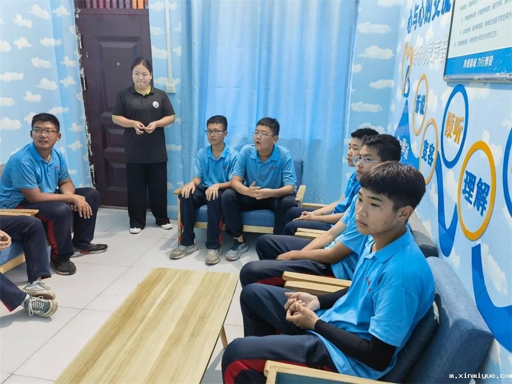 孩子心理脆弱背后的真相：是谁在“折断”他们的翅膀？_m.xinmiyue.com